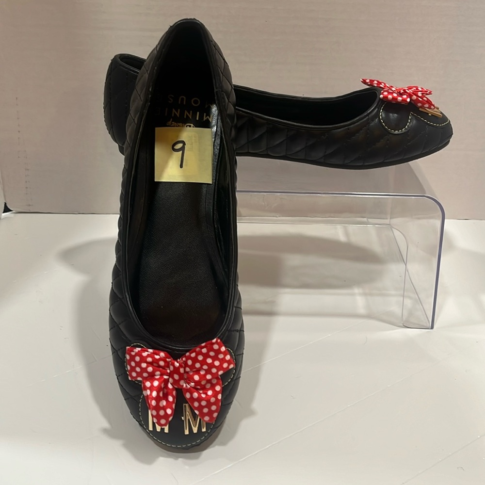 Disney Minnie Mouse Black Quilted Flats Sz 9